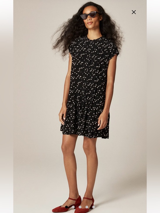 J. Crew Dresses & Skirts - J. Crew Pintuck shift dress midnight floral print XXS NWT NEW pleated Sleeves